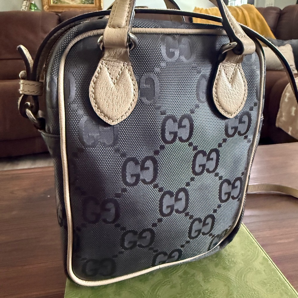 Gucci Beige and Gray Off the Grid crossbody - Picture 11 of 16